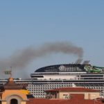 “Cambiamo rotta” è la nuova guida per respirare aria pulita e vivere meglio nelle città di porto  da oggi diffusa a Genova, Venezia, Ancona, Napoli, Civitavecchia, Livorno, Savona, La Spezia